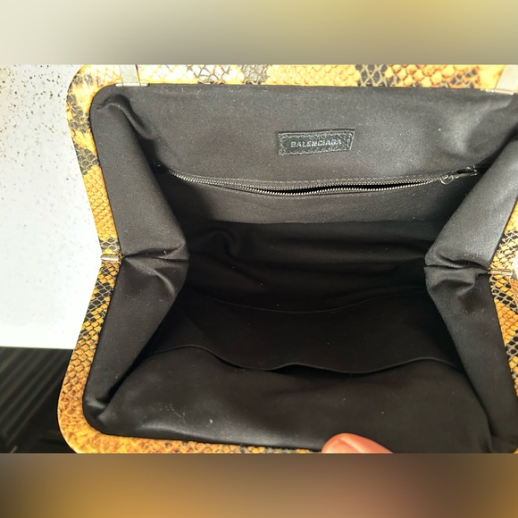 Balenciaga Snake Print Clutch - - Picture 7 of 13